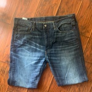 Levi’s 513 Slim Straight